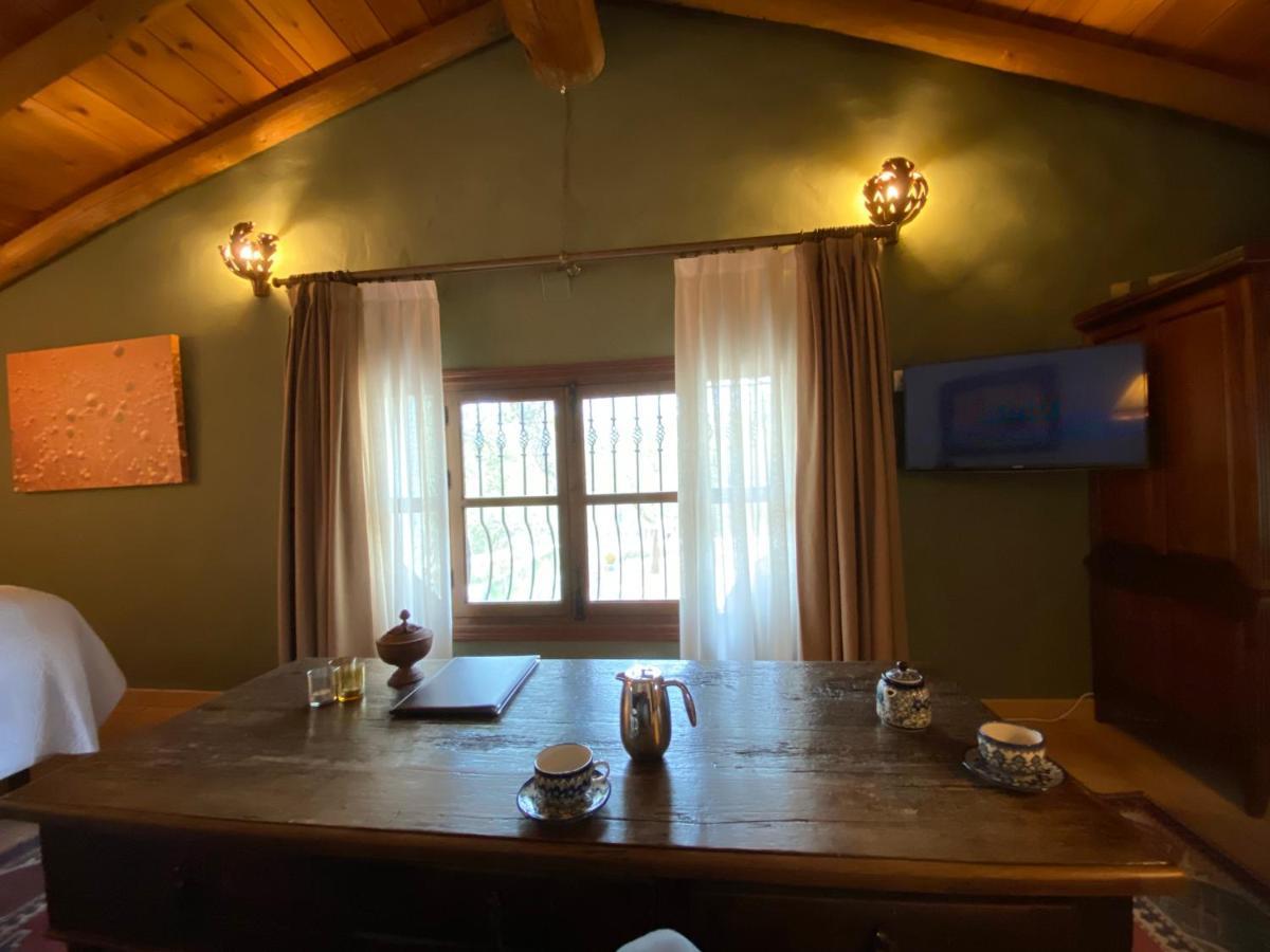 Valle Del Arroyo Casas Rurales - B&B - Solo Adultos Cortelazor Kültér fotó